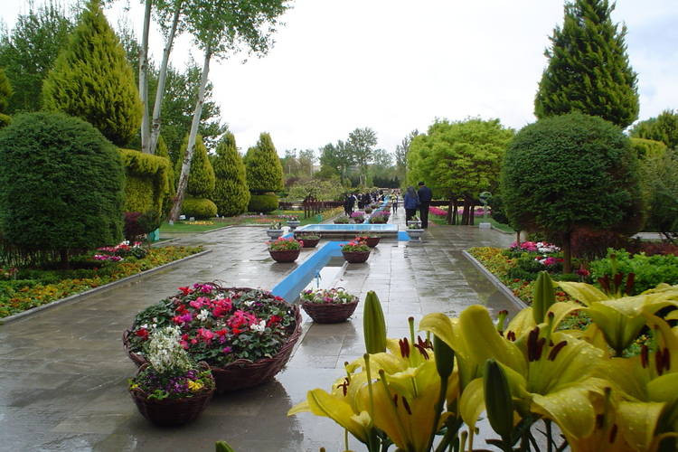 عکس گردشی در جذاب ترین پارک های اصفهان