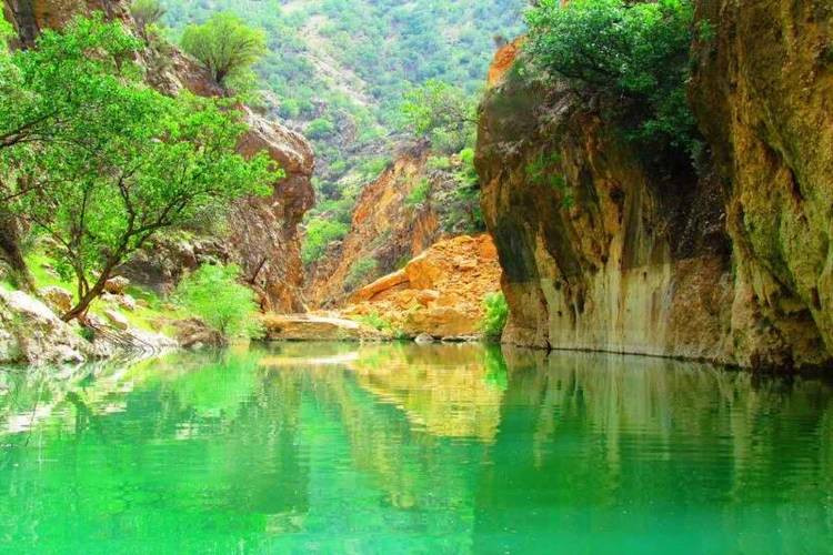 عکس آبشار دم اسب شیراز