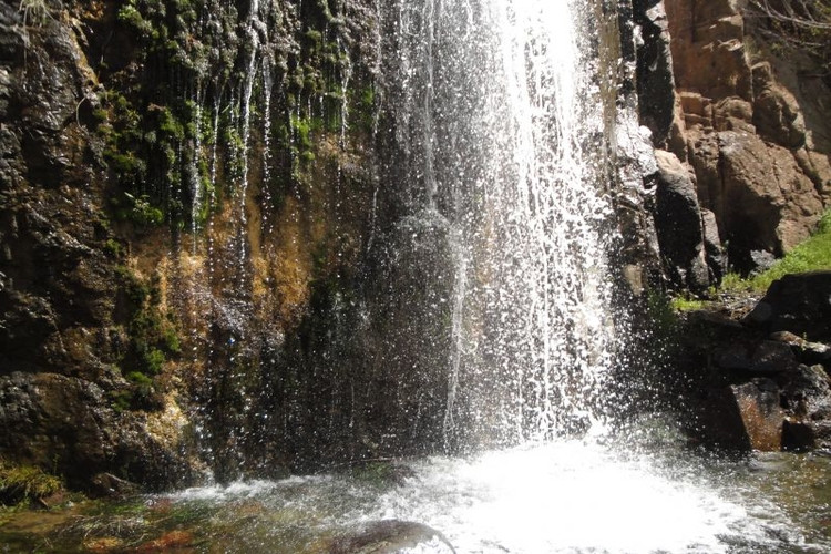 عکس آبشار طامه نظنز