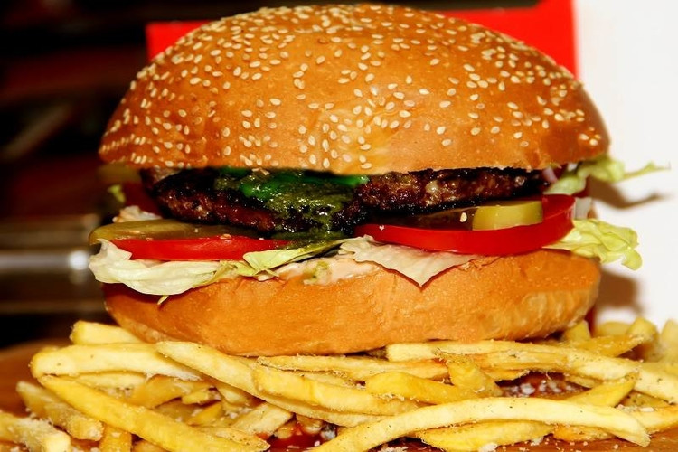 عکس دیزِلی برگر