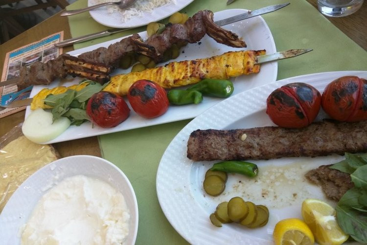 عکس رستوران جلالی سردرود تبریز