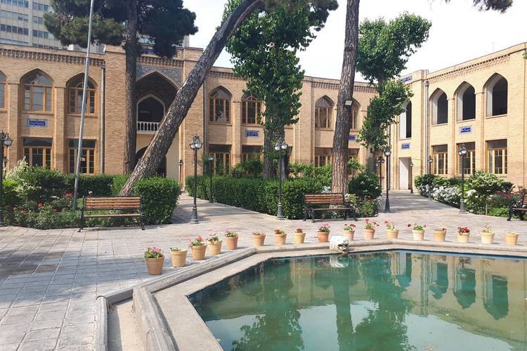عکس مدرسه دارالفنون