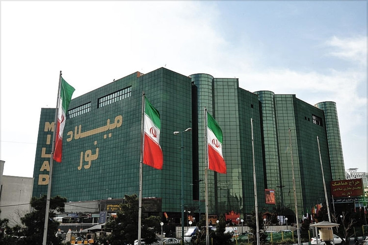عکس مرکز خرید میلاد نور
