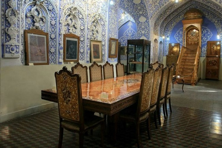 عکس موزه هنرهای ملی