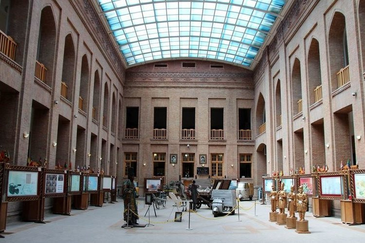 عکس موزه پست و مخابرات