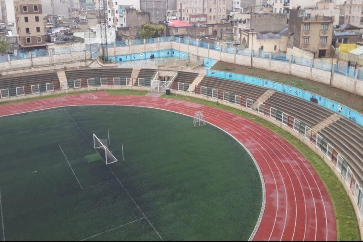 عکس ورزشگاه هرندی